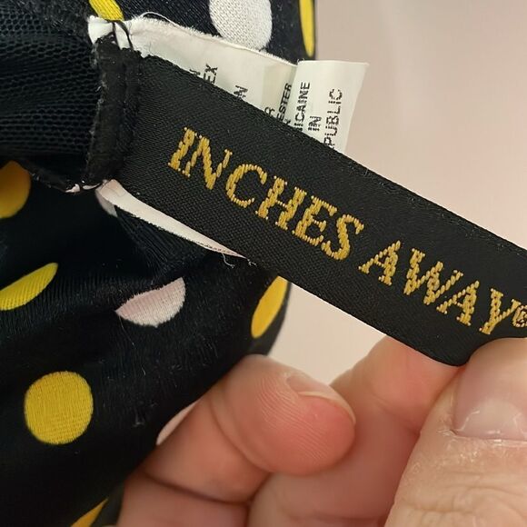 Inches away bathing suit top - Picture 5 of 8